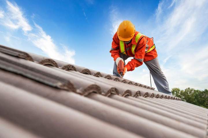 Couvreurs spécialisés dans le traitement de toiture Caen