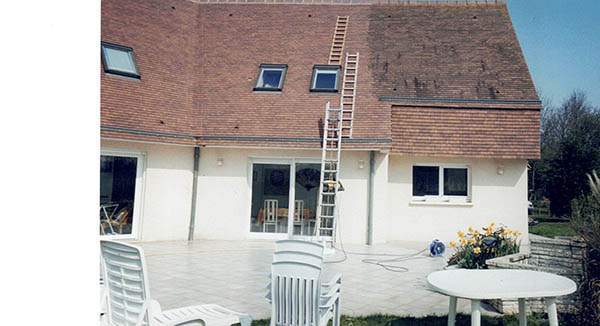 Nettoyage et démoussage toiture Caen